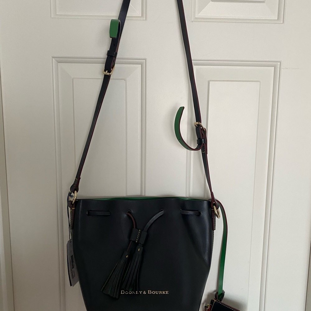Dooney & Bourke Bag